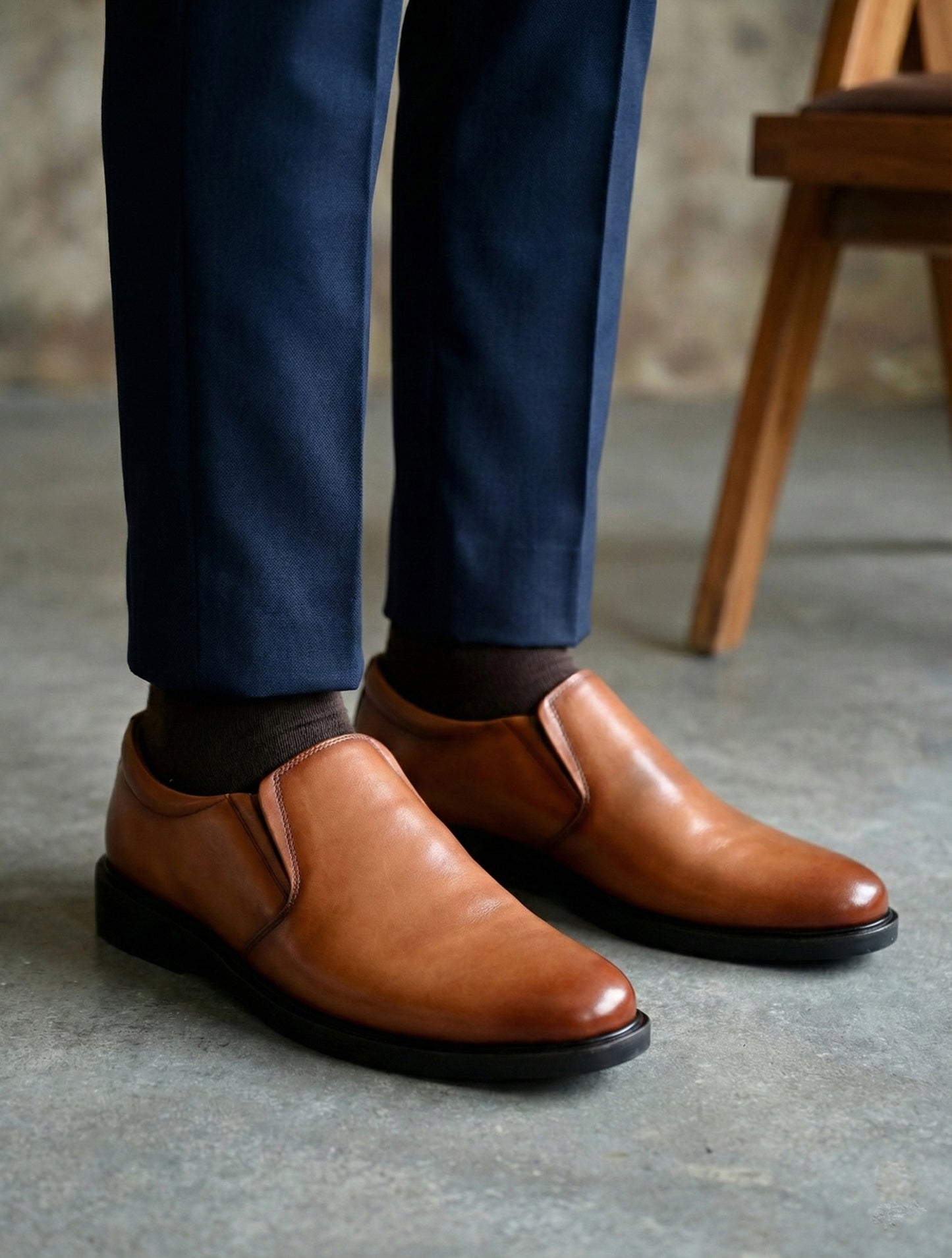 EZRO Men's Classic Tan Leather Slip-On Formal Shoes