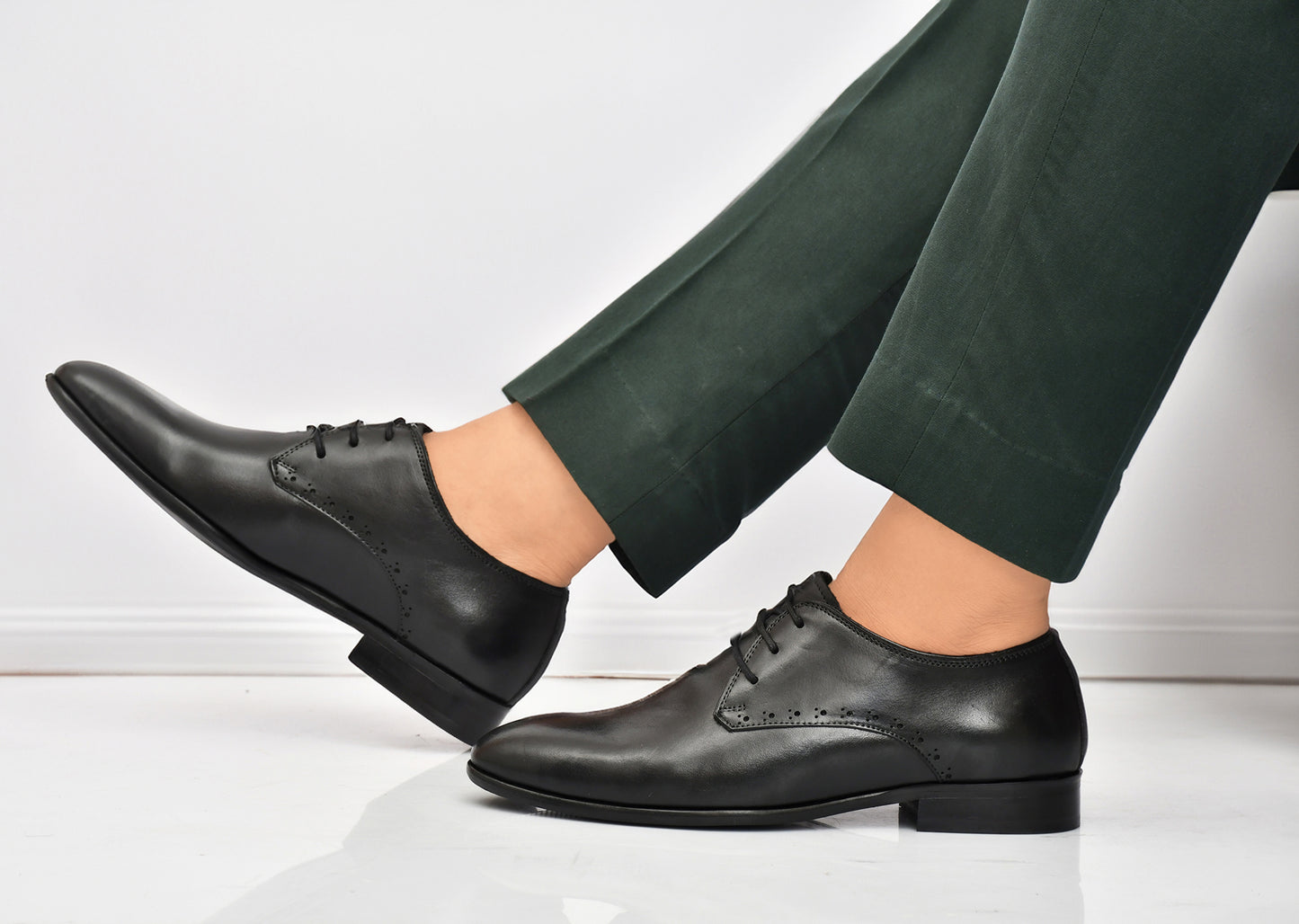 EZRO Classic Black Leather Derby Dress Shoes for Men
