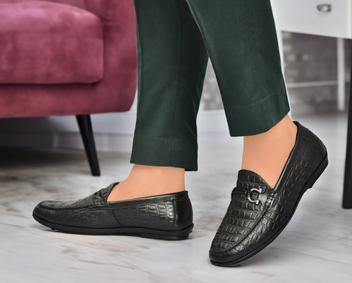 EZRO Men's Black Crocodile Texture Horsebit Loafers | Premium Slip-On Formal & Casual Driving Shoes