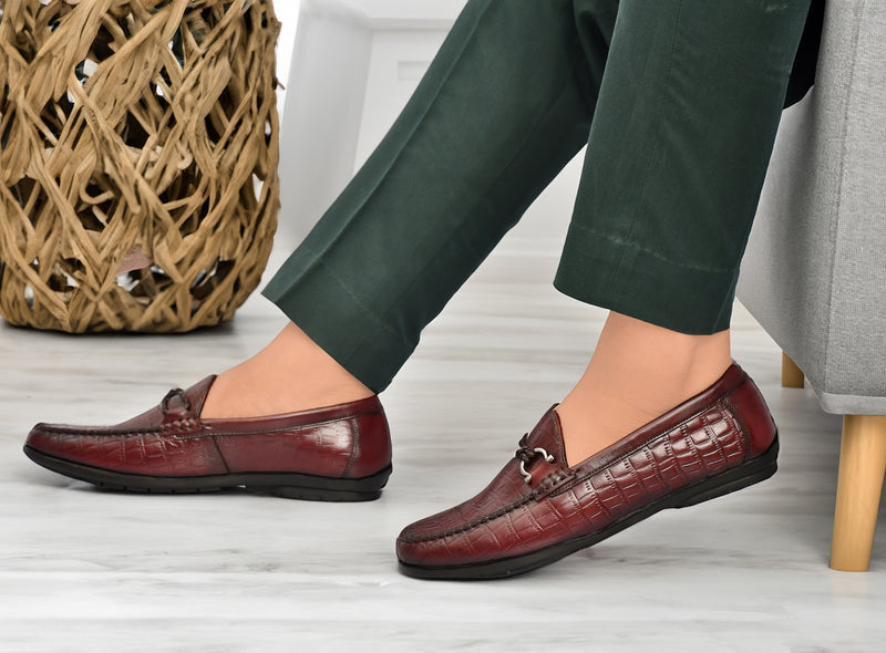 EZRO Men's Wine Crocodile Texture Horsebit Loafers | Premium Slip-On Formal & Casual Driving Shoes